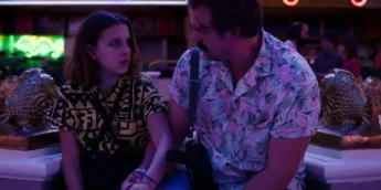 Millie Bobby Brown e David Harbour em Stranger Things