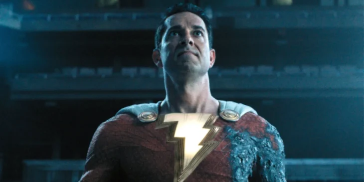 Zachary Levi como o Shazam