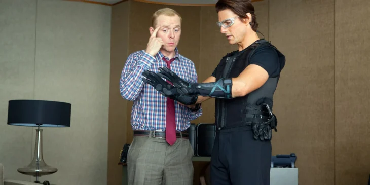 Simon Pegg e Tom Cruise em Missão: Impossível - Protocolo Fantasma