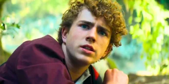 Percy Jackson em combate na 2ª temporada