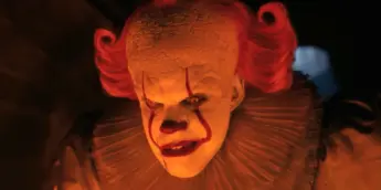 Pennywise no episódio 5 de IT Bem-Vindos a Derry