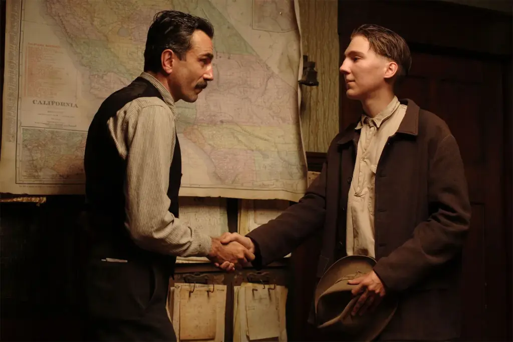 Daniel Day-Lewis e Paul Dano em Sangue Negro