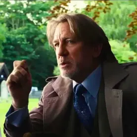 Daniel Craig é Benoit Blanc em Vivo ou Morto Um Mistério Knives Out