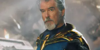 Pierce Brosnan em Adão Negro