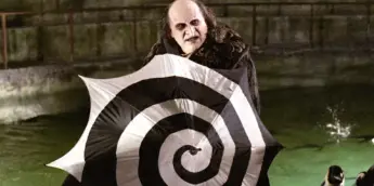 Danny DeVito como o Pinguim em Batman: O Retorno