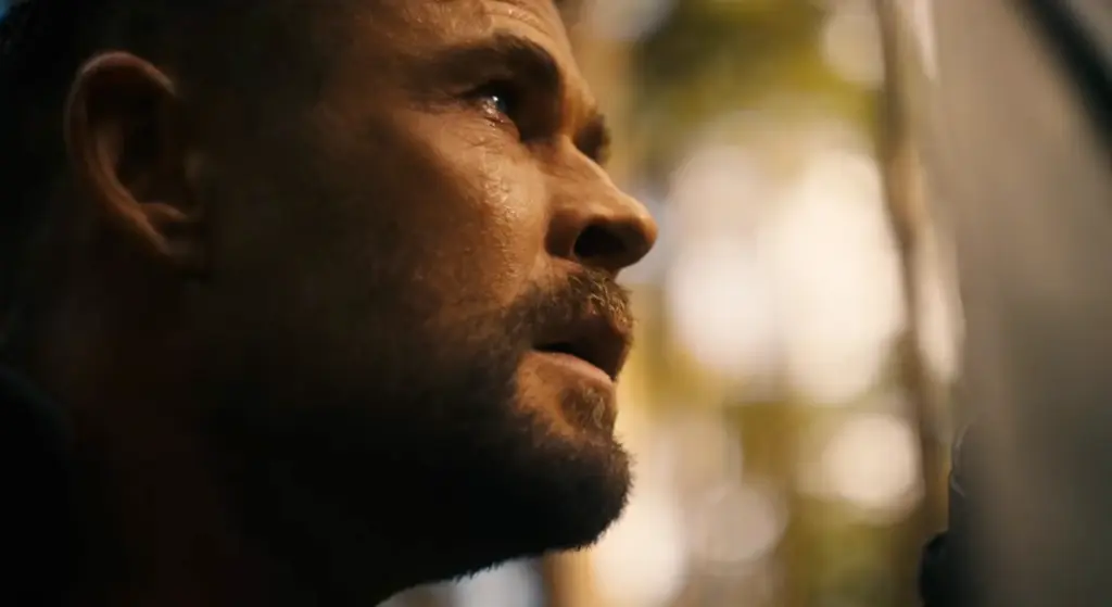 Chris Hemsworth em Vingadores: Doutor Destino