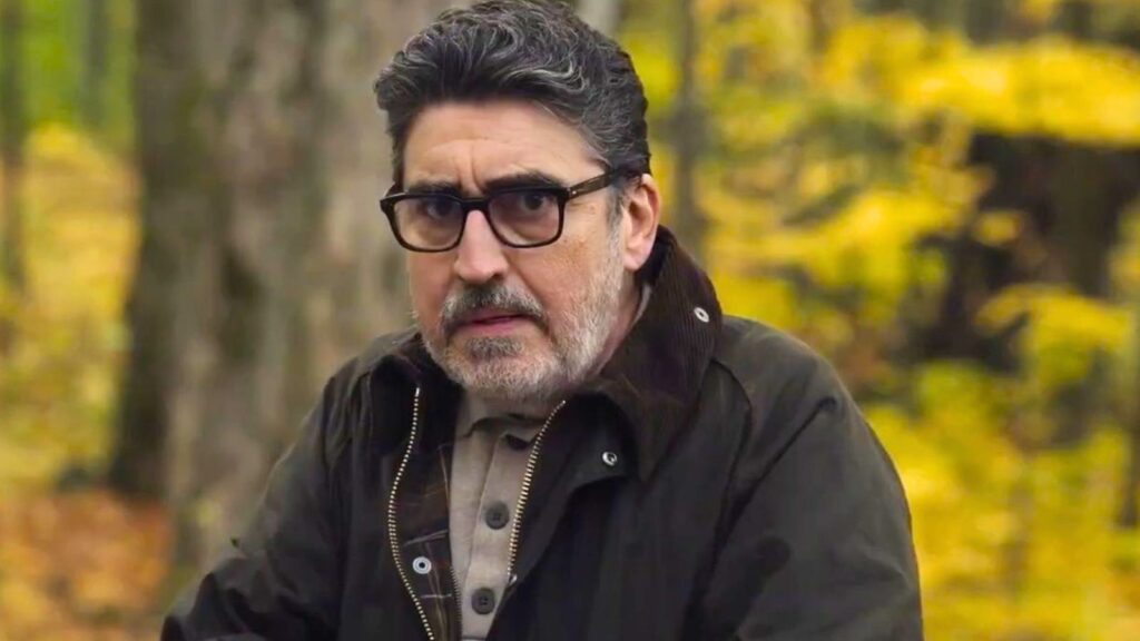 Alfred Molina em The Boroughs