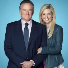 Robin Williams e Sarah Michelle Gellar em The Crazy Ones