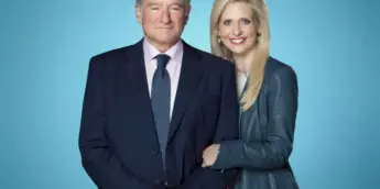 Robin Williams e Sarah Michelle Gellar em The Crazy Ones