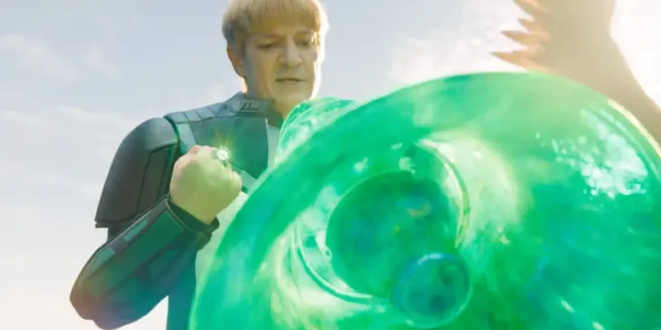 Nathan Fillion como Guy Gardner em Superman