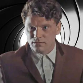 007: Revelada farsa com IA que enganou a imprensa dos EUA sobre novo James Bond