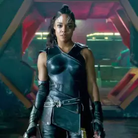 Tessa Thompson como Valquíria em Thor: Ragnarok