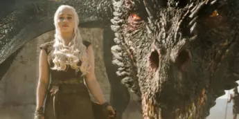 Emilia Clarke em Game of Thrones