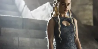 Emilia Clarke em Game of Thrones