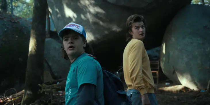 Gaten Matarazzo e Joe Kerry em Stranger Things