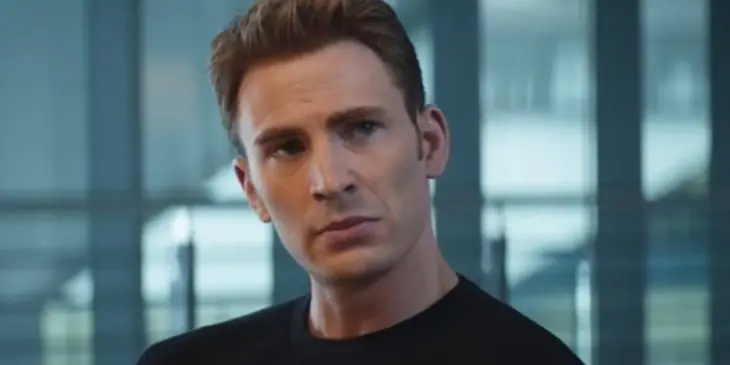 Chris Evans é Steve Rogers, de Vingadores Doutor Destino