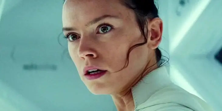 Daisy Ridley como Rey em Star Wars