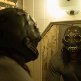 Psycho Killer: Aguardado slasher do roteirista de Se7en ganha pôster sinistro
