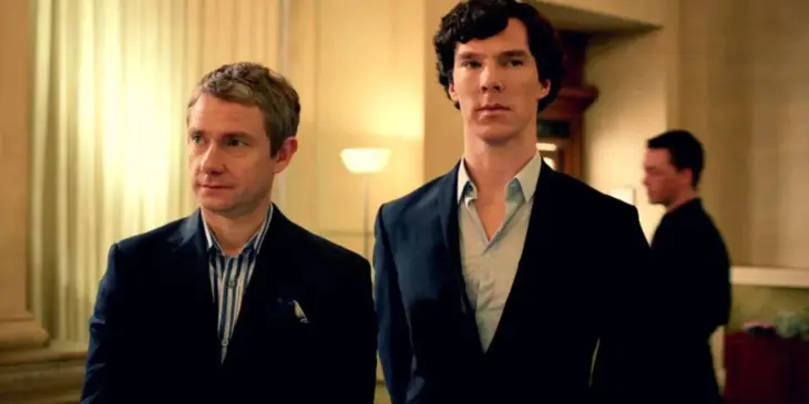 Martin Freeman e Benedict Cumberbatch em Sherlock