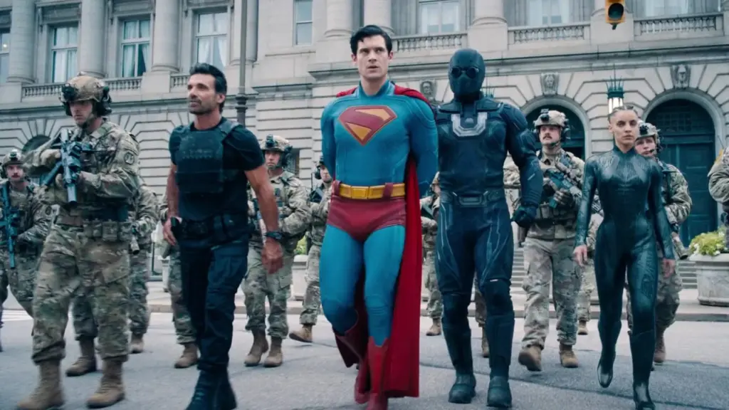 Superman sendo preso no filme de James Gunn