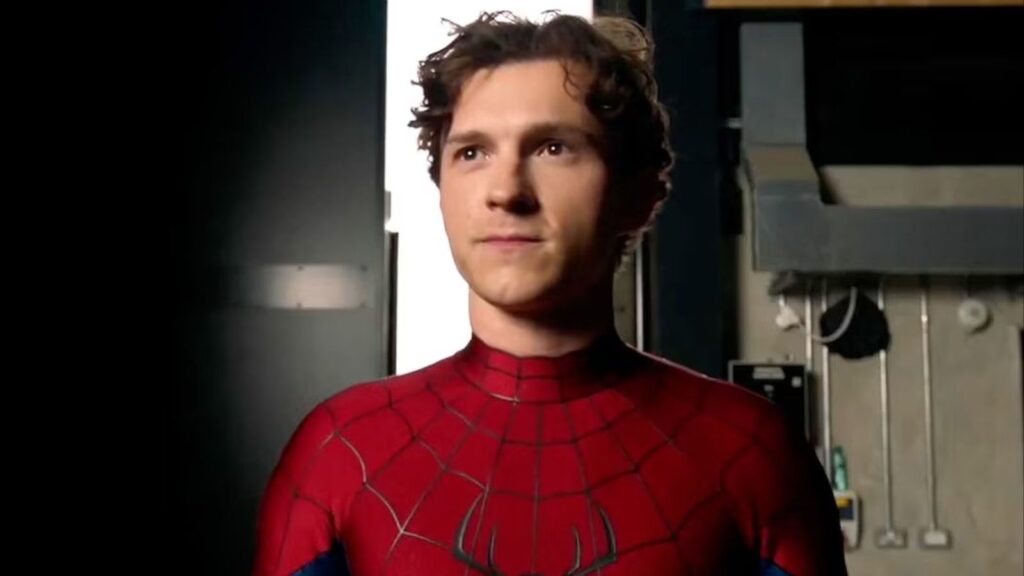 Tom Holland em set de Homem-Aranha Um Novo Dia
