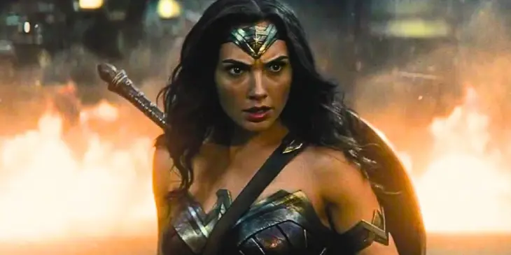 Gal Gadot em ação como a Mulher-Maravilha em Batman v Superman