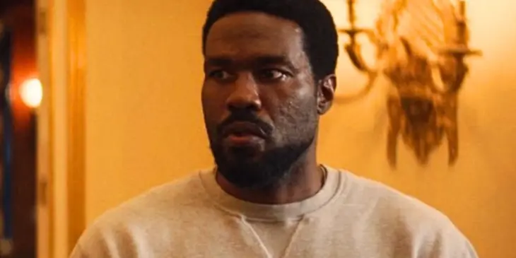 Yahya Abdul Mateen II é Simon Williams, de Magnum
