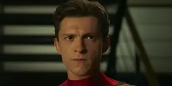 Tom Holland como Homem-Aranha