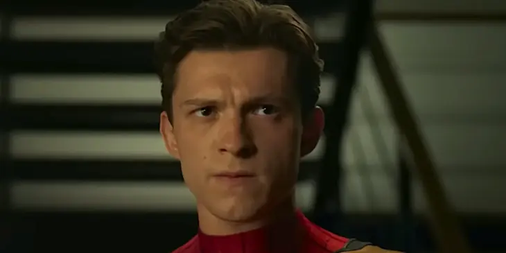 Tom Holland como Homem-Aranha