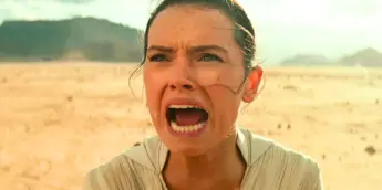 Rey em planeta desértico em filme de Star Wars