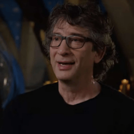 Após longo sumiço, Neil Gaiman volta às redes sociais e afirma ter provas de sua inocência