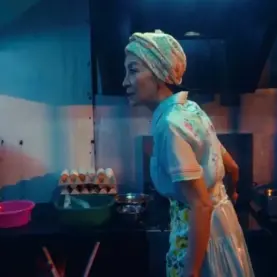 Michelle Yeoh em Sandiwara, de Sean Baker
