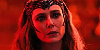 Elizabeth Olsen em cenário fictício criado pela Feiticeira Escarlate