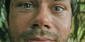 Dylan O'Brian em Socorro!, de Sam Raimi