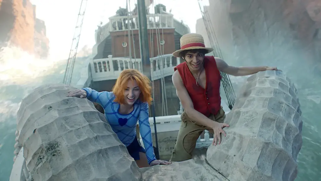 Nami (Emily Rudd) e Luffy (Iñaki Godoy) em cena da 2ª temporada de One Piece: A Série