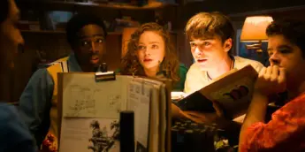 Caleb McLaughlin no final de Stranger THings