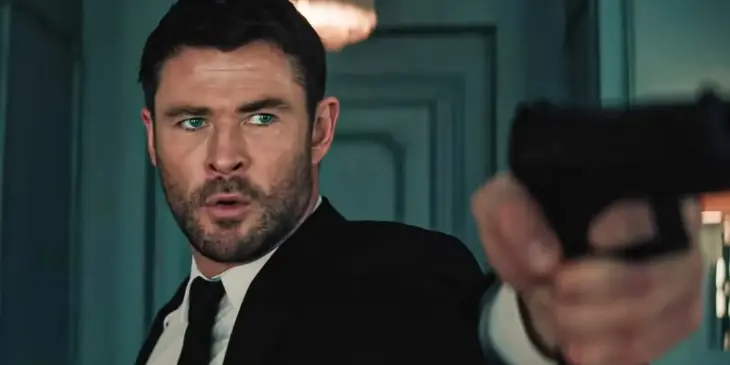 Chris Hemsworth em Caminhos do Crime