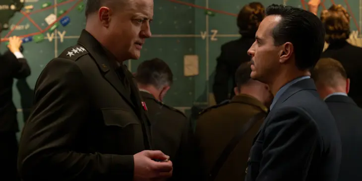 Brendan Fraser e Andrew Scott em Pressure