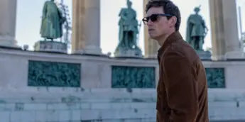 Eddie Redmayne em O Dia do Chacal