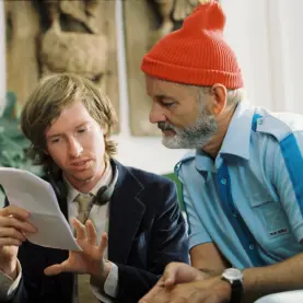 Wes Anderson no set de um de seus filmes