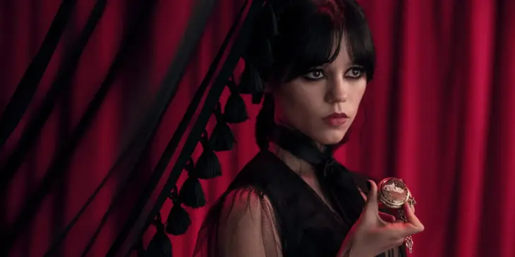 Jenna Ortega como Wandinha