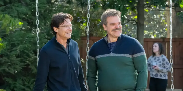 Jason Bateman e David Harbour em DTF St. Louis