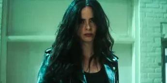 Jessica Jones em ação na 2ª temporada de Demolidor Renascido
