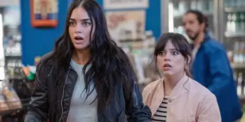 Melissa Barrera e Jenna Ortega em Pânico VI