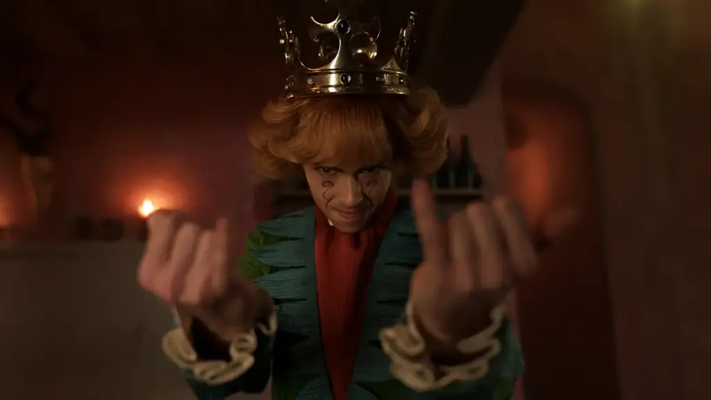 Mr. 9 (Daniel Lasker) em cena da 2ª temporada de One Piece: A Série