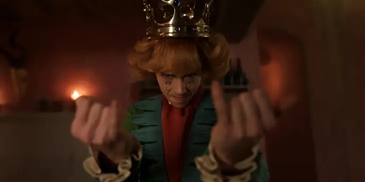 Mr. 9 (Daniel Lasker) em cena da 2ª temporada de One Piece: A Série