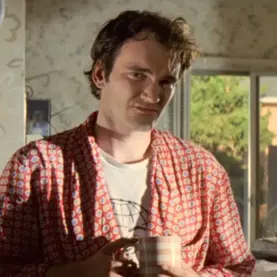 Quentin Tarantino em Pulp Fiction: Tempo de Violência