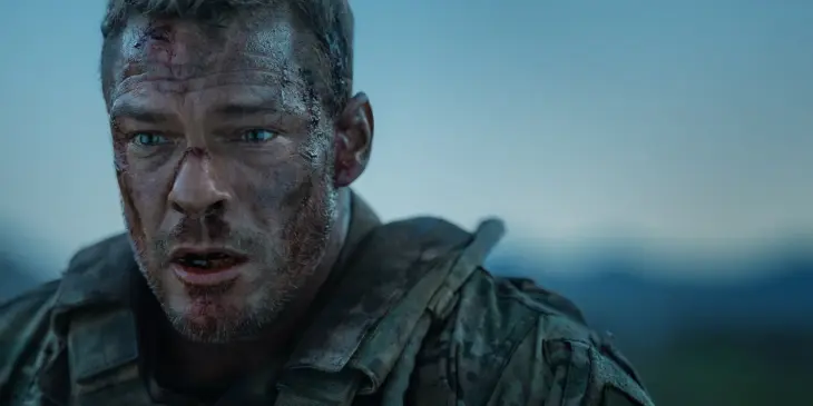 Alan Ritchson em Máquina de Guerra