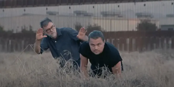 Paul Thomas Anderson e Leonardo DiCaprio nos bastidores de Uma Batalha Após a Outra