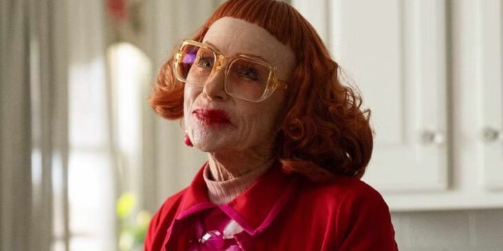 Amy Madigan atuando em A Hora do Mal, terror indicado ao Oscar